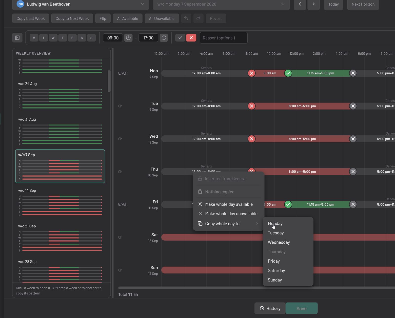 The availability editor: a weekly pattern on the left, each day's hours on the right.